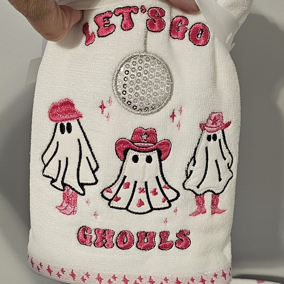 🔥👻 "Let's Go Ghouls" Pink Cowgirl Ghost, Set of 4 Hand Towels by Truly Lou NWT - Picture 3 of 7